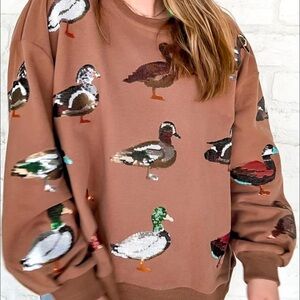 QOS Duck Pattern Sweatshirt